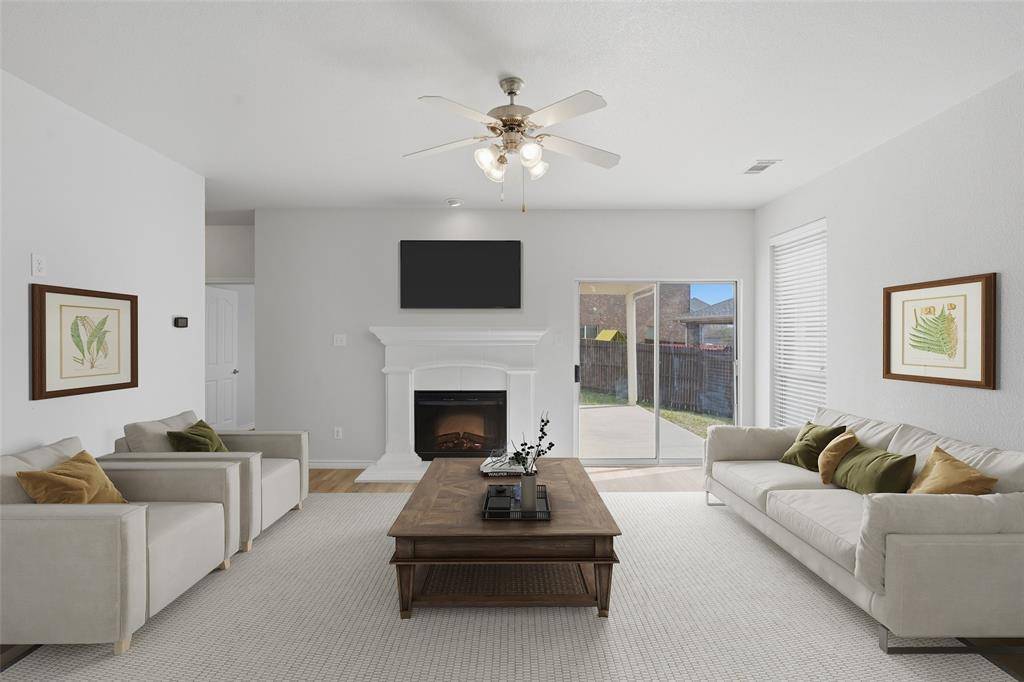 10986 Hawks Landing Road, Fort Worth, TX 76052