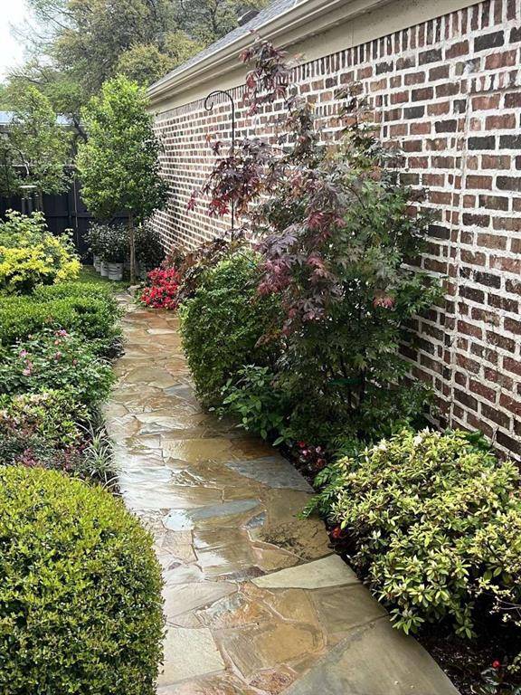 18408 Hemington Court, Dallas, TX 75252