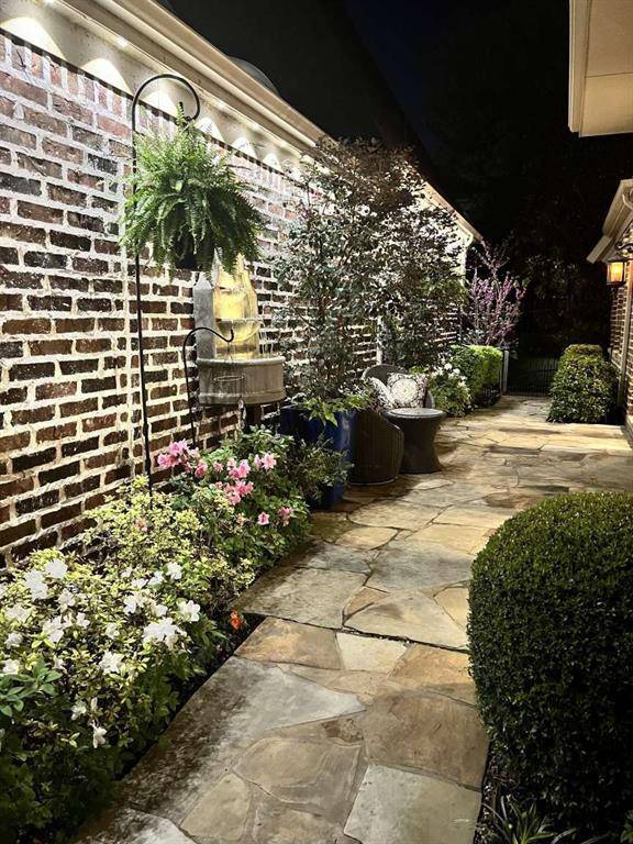 18408 Hemington Court, Dallas, TX 75252