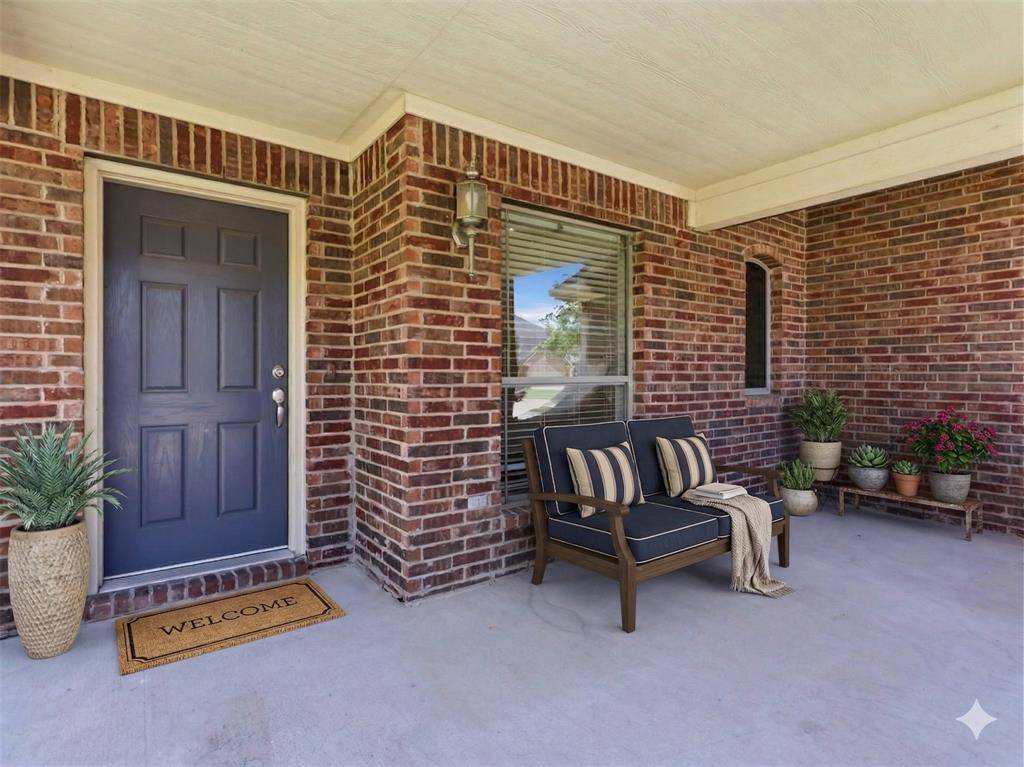 2549 Indian Hills Drive, Little Elm, TX 75068