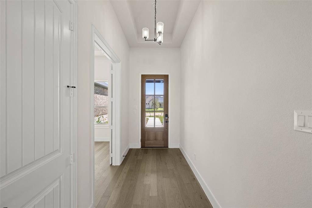 270 Maci Drive, Waxahachie, TX 75167