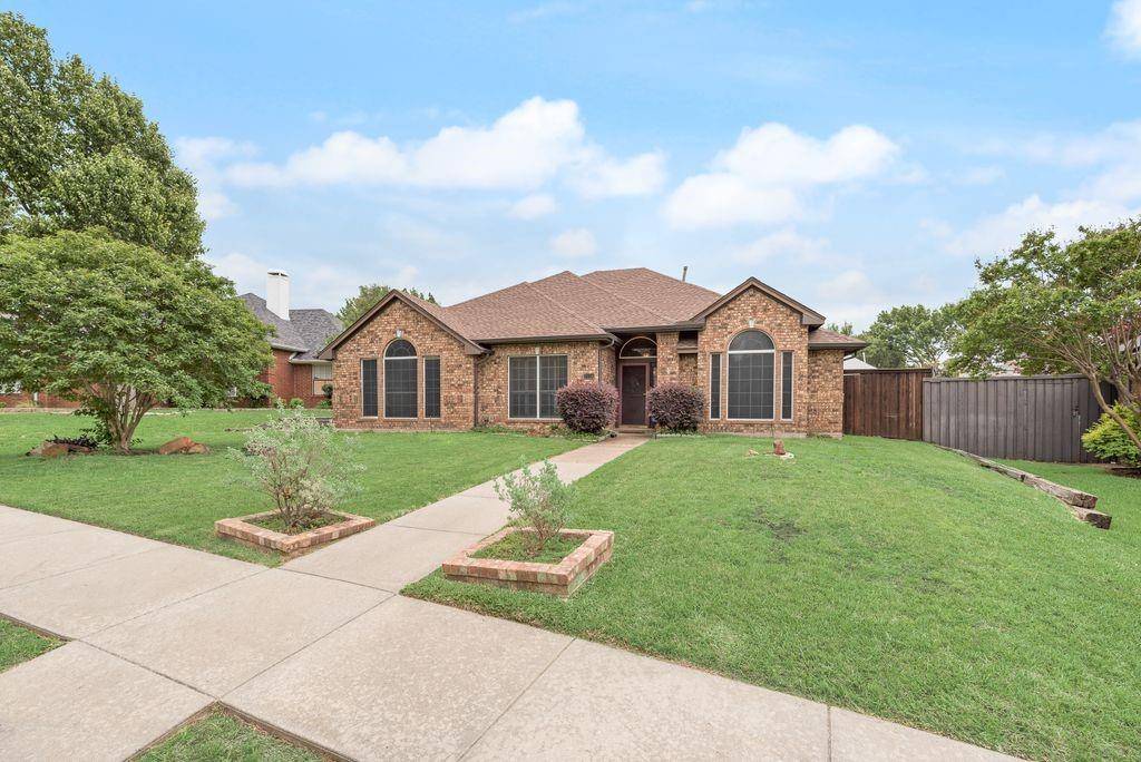 2114 Greenstone Trail, Carrollton, TX 75010