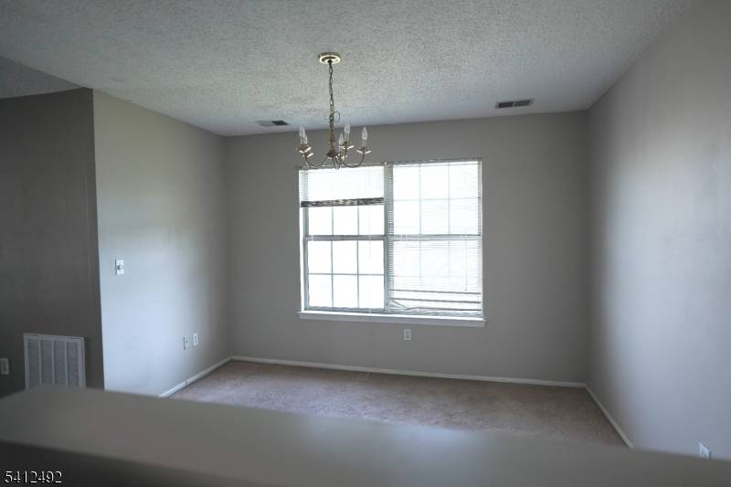 50 Tanglewood Ct, South Brunswick Twp., NJ 08852