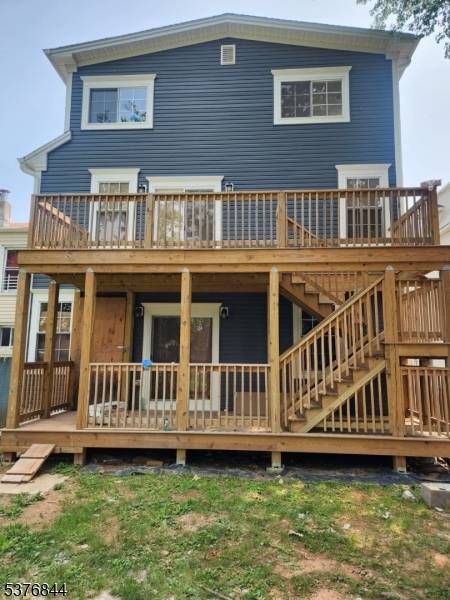 464 Walnut St, Elizabeth City, NJ 07201