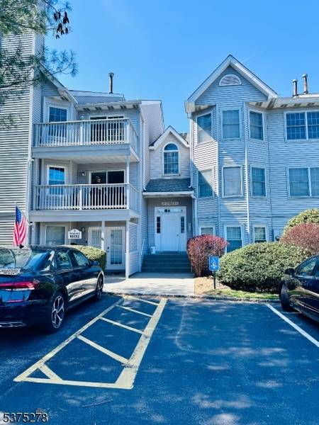 70 Boulder Run Rd, Paterson City, NJ 07501