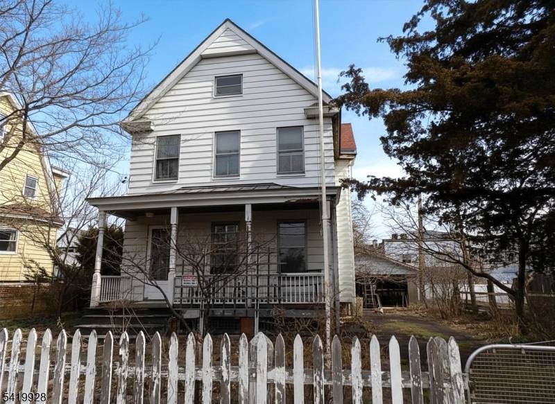163 Hamilton Ave, Hasbrouck Heights Boro, NJ 07604