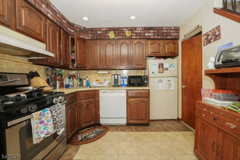 155 Rutherford Blvd, Clifton City, NJ 07014