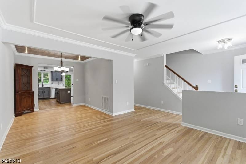 87 Hampshire Dr, Mendham Boro, NJ 07945