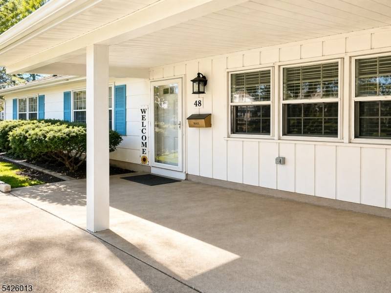 48 Morton Ave, Monroe Twp., NJ 08831