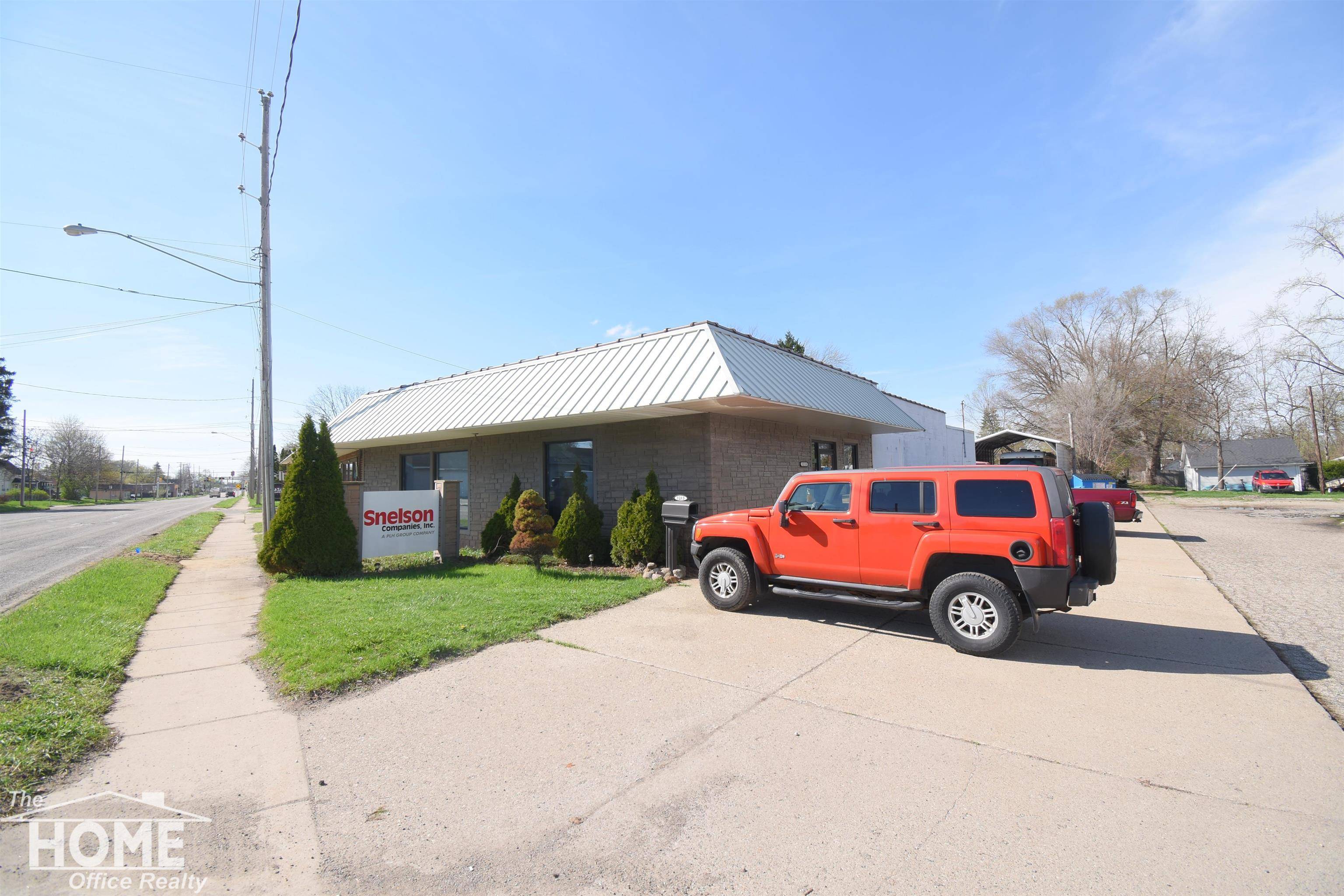 1201 Corunna AVE, Owossocity_shiawassee, MI 48867