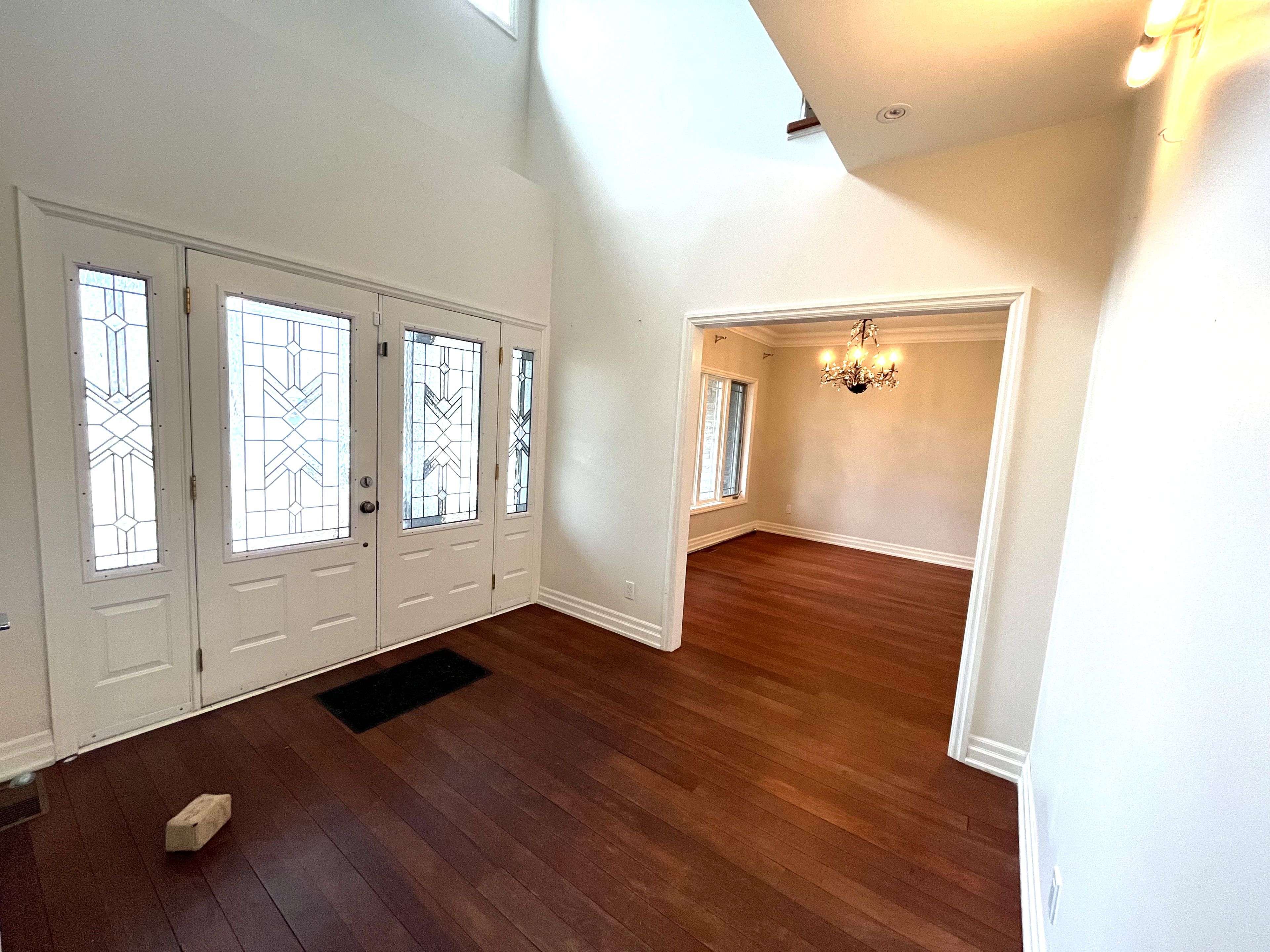 32 Belvedere DR, Oakville, ON L6L 4B6