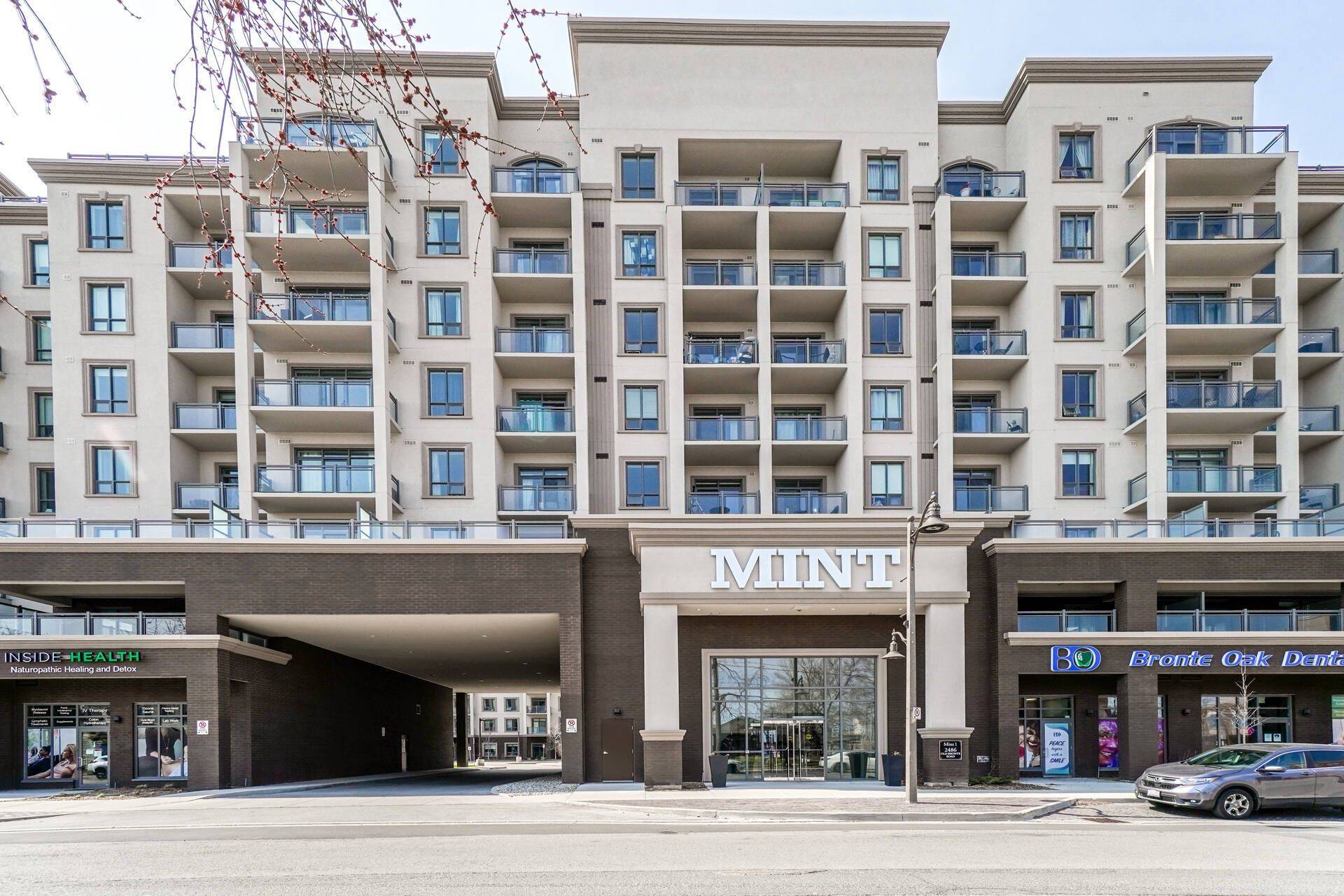 2486 Old Bronte RD #402, Oakville, ON L6M 0Y4