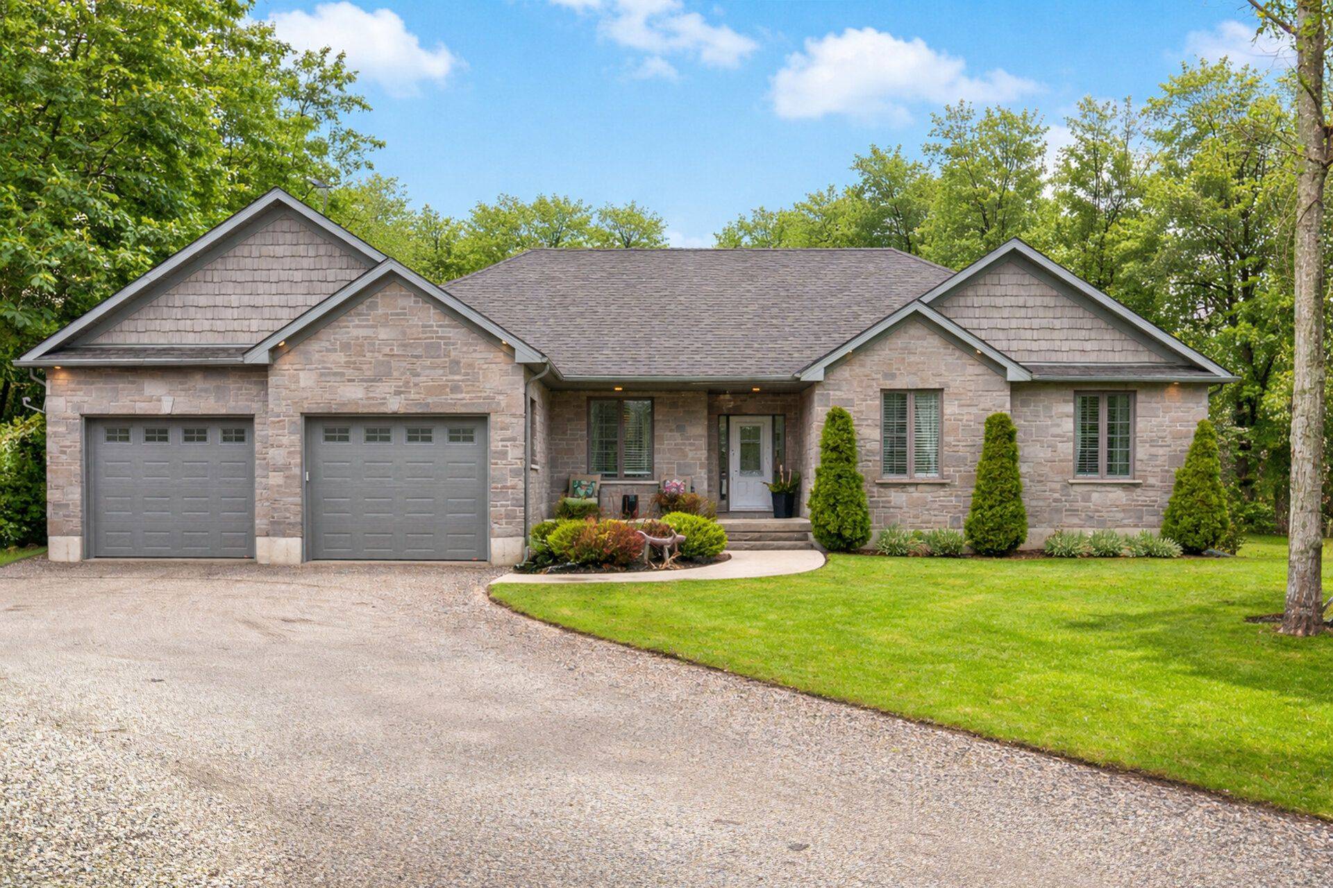 580381 Side RD #60, Chatsworth, ON N0H 1C0