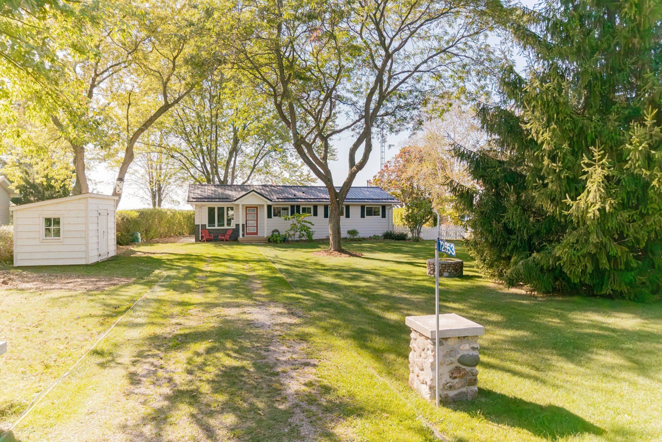 72553 Princess ST, Bluewater, ON N0M 2T0