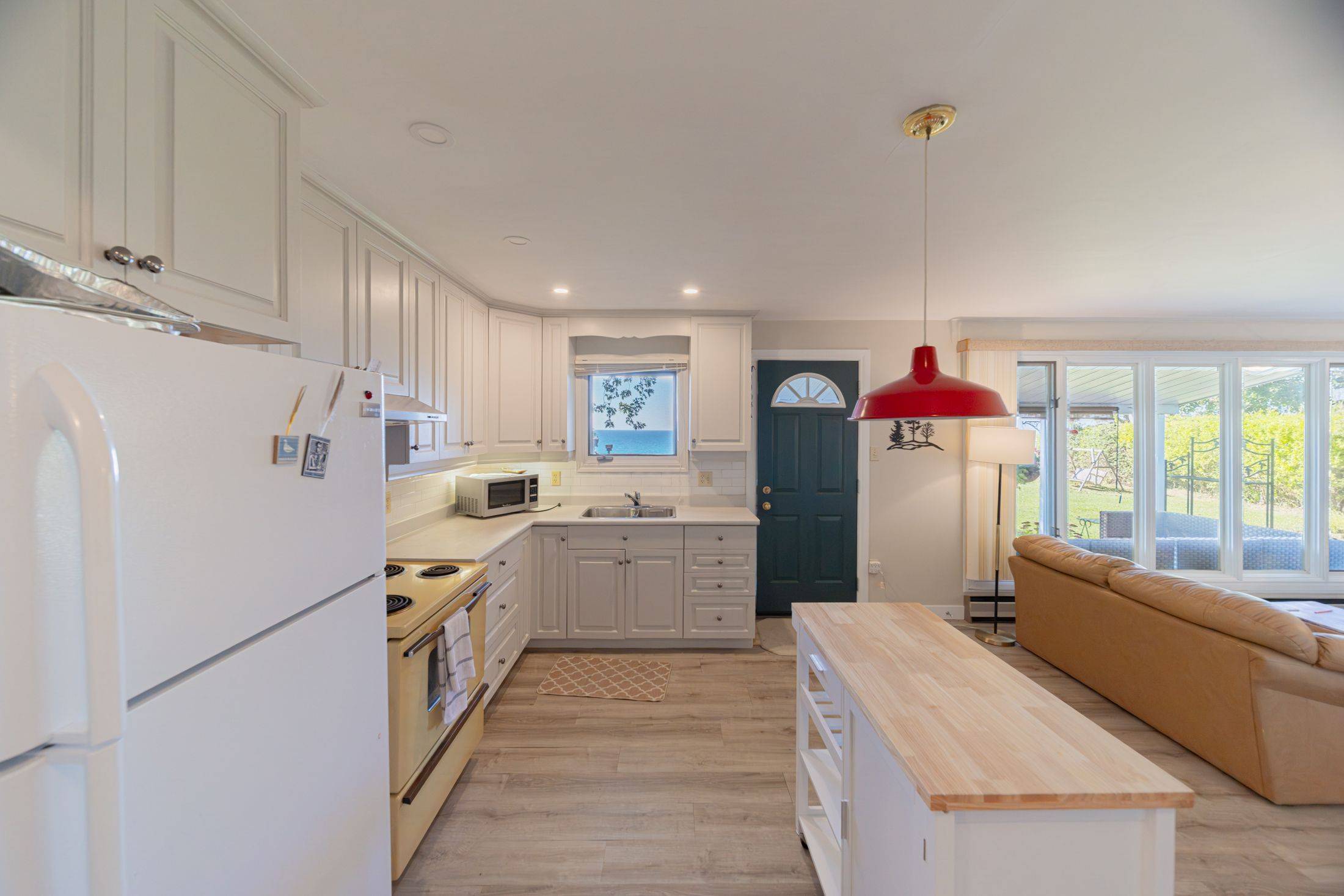 72553 Princess ST, Bluewater, ON N0M 2T0