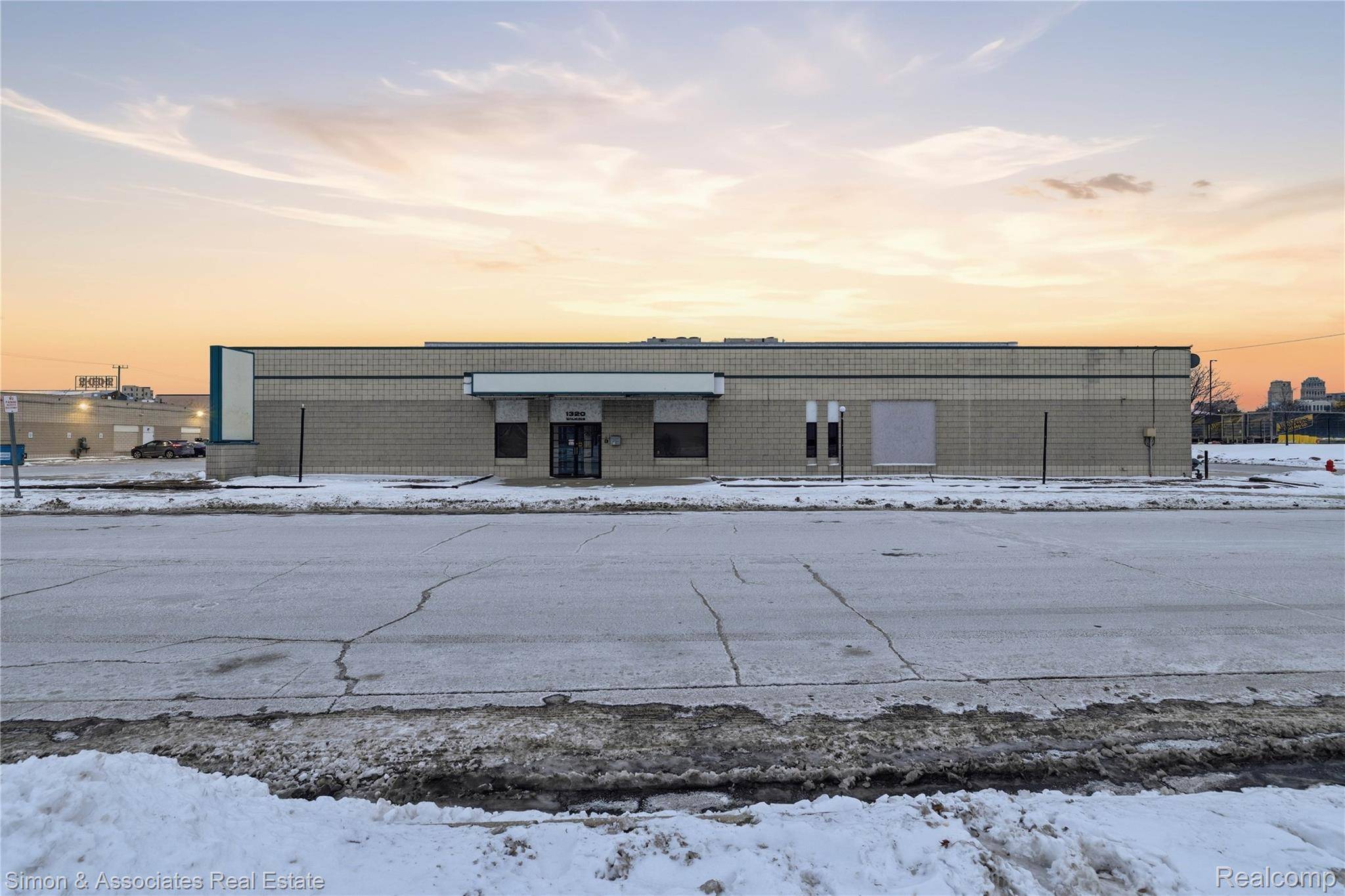 1320 Wilkins ST, Detroit, MI 48207