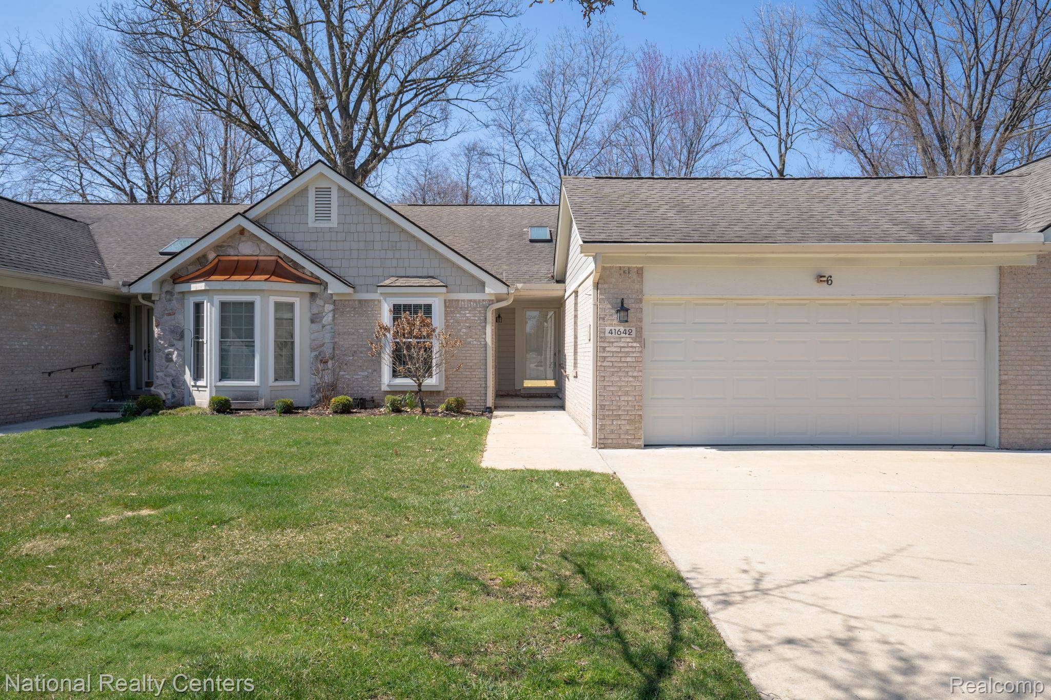 41642 Haggerty Woods CT, Canton Charter Township, MI 48187