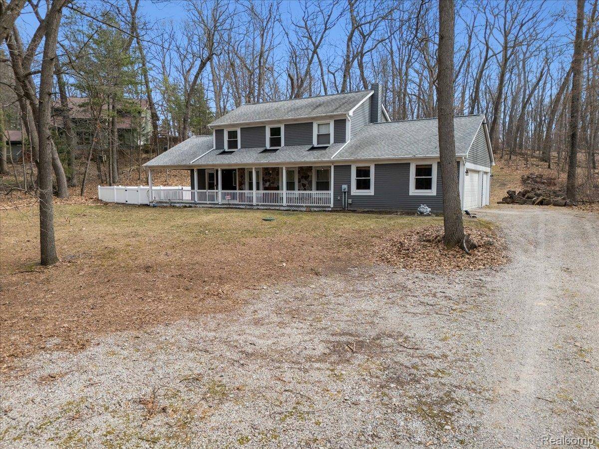 2477 Spruce RDG, Oceolatownship_livingston, MI 48855