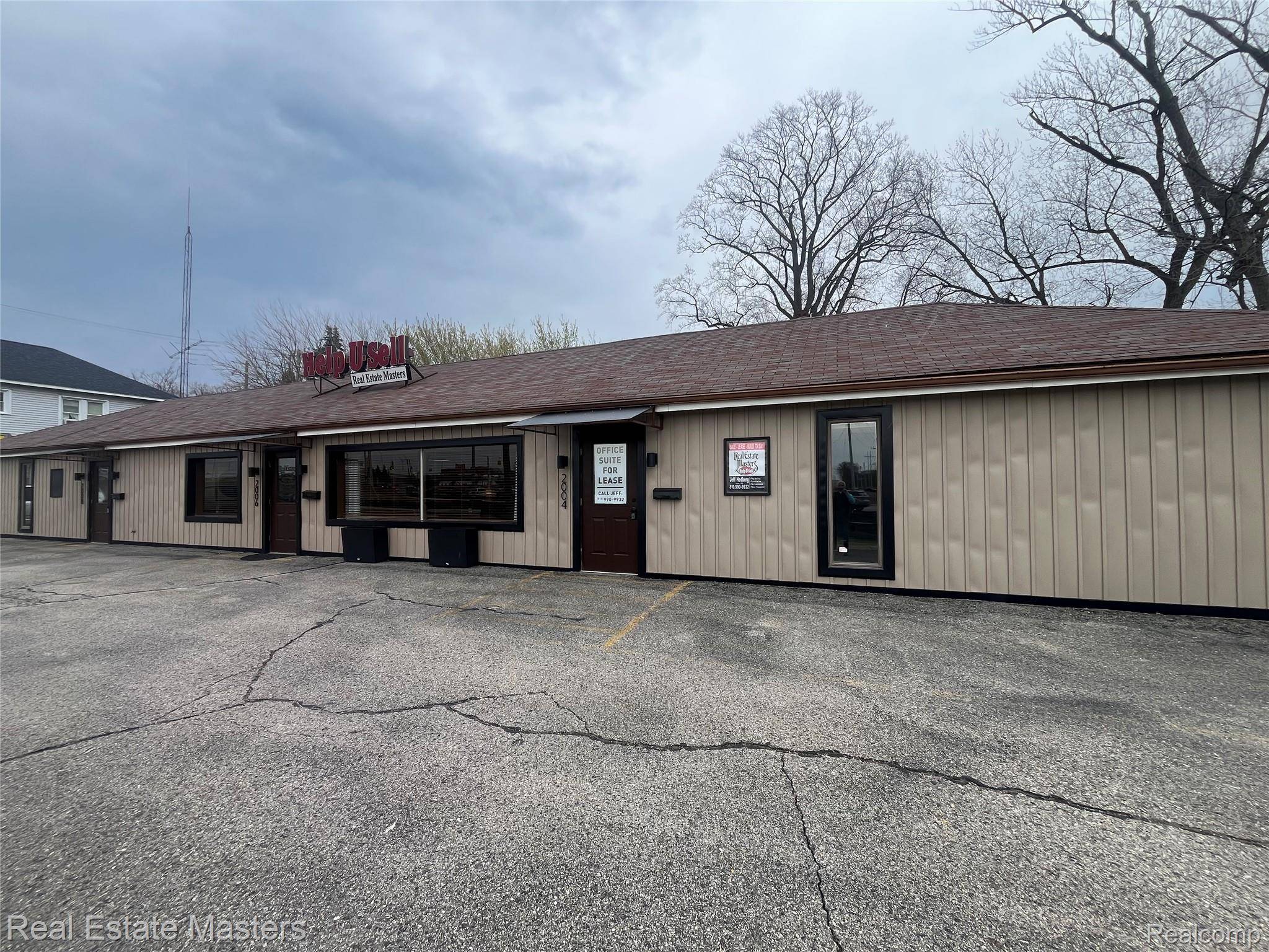 2004 10th AVE, Port Huron, MI 48060