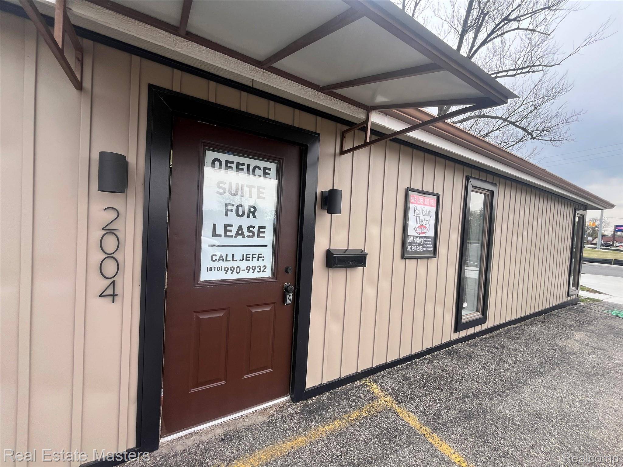 2004 10th AVE, Port Huron, MI 48060