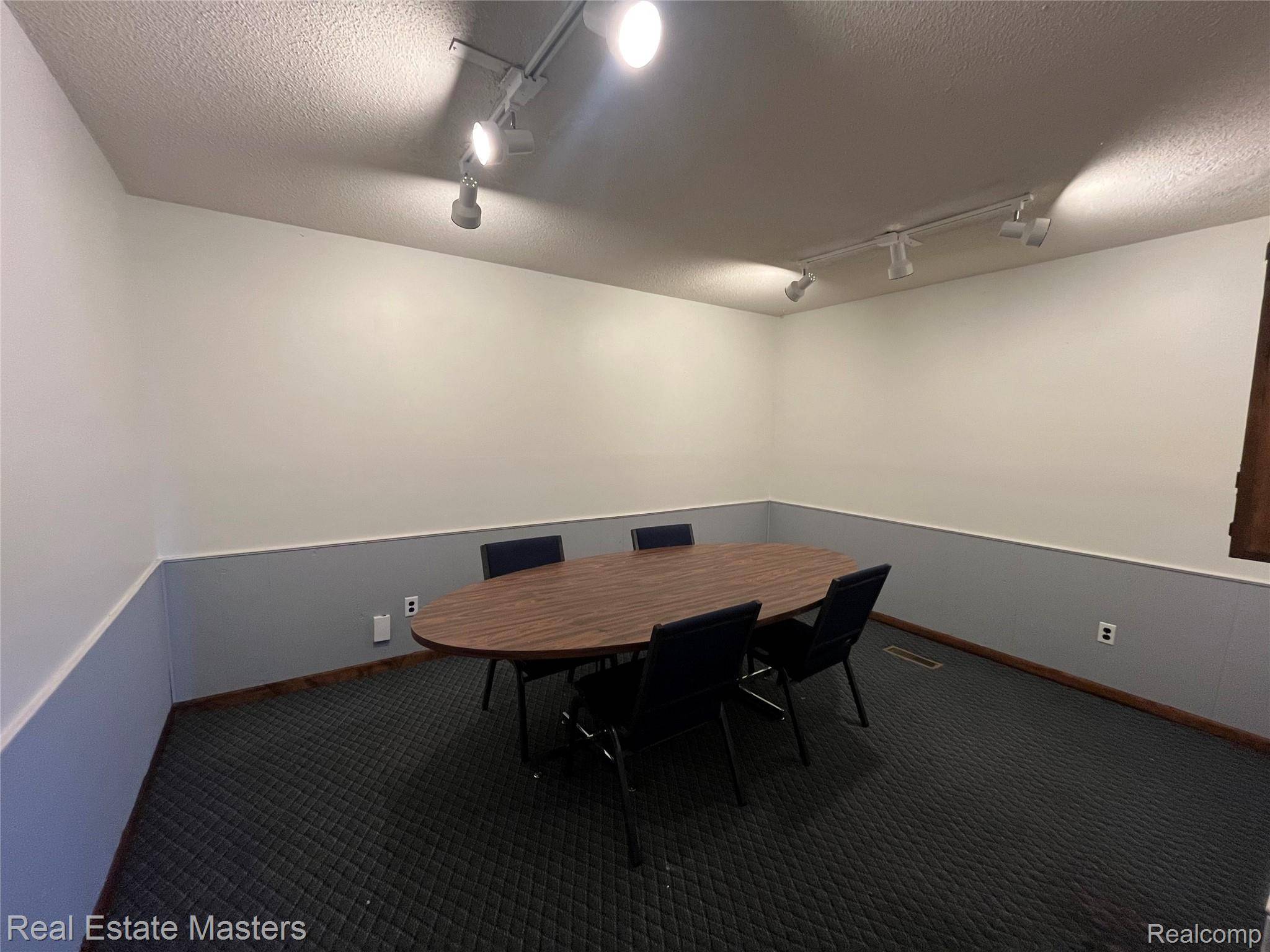 2004 10th AVE, Port Huron, MI 48060