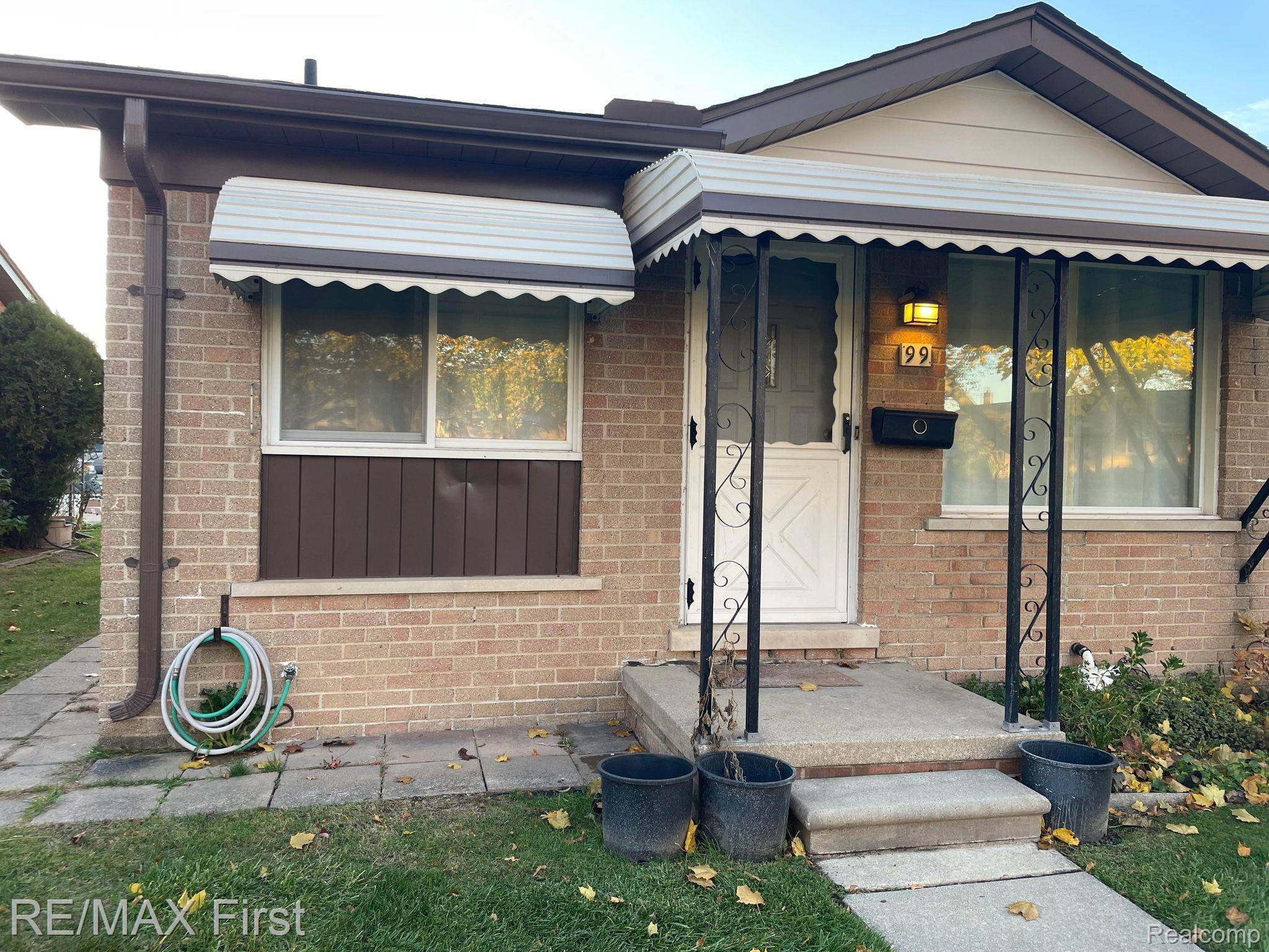 8401 18 Mile APT # 99 RD, Sterling Heights, MI 48313