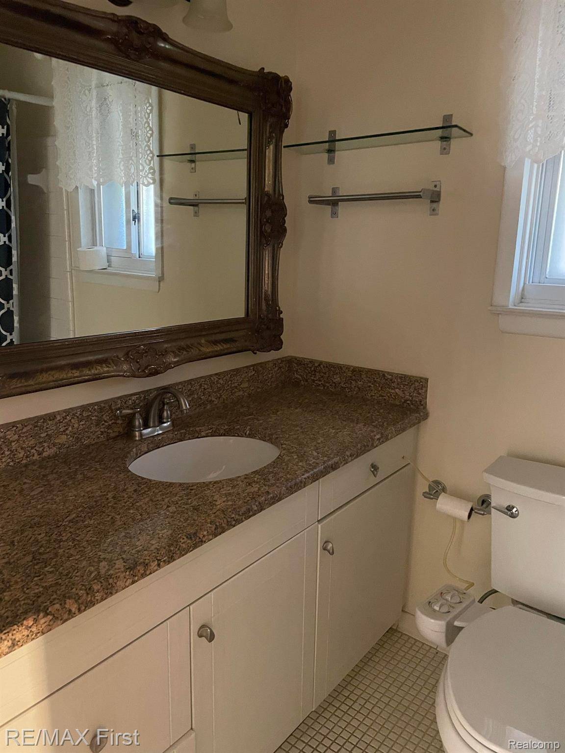 8401 18 Mile APT # 99 RD, Sterling Heights, MI 48313