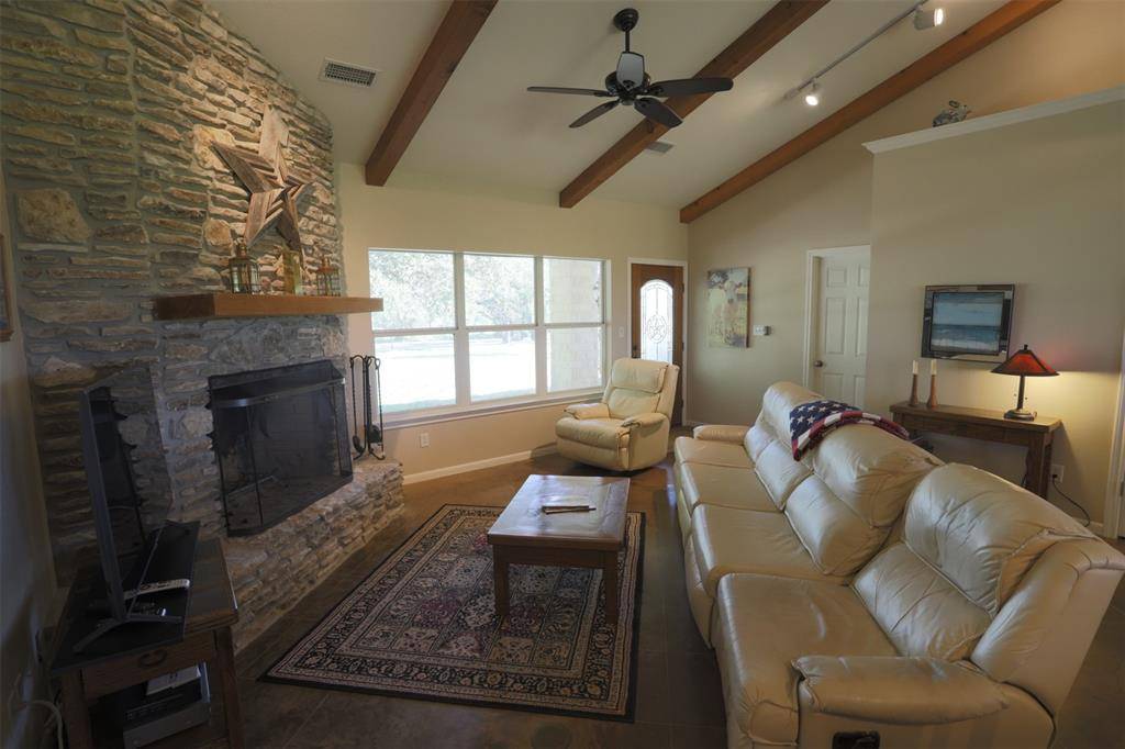 1485 County Road 224, Valley Mills, TX 76689