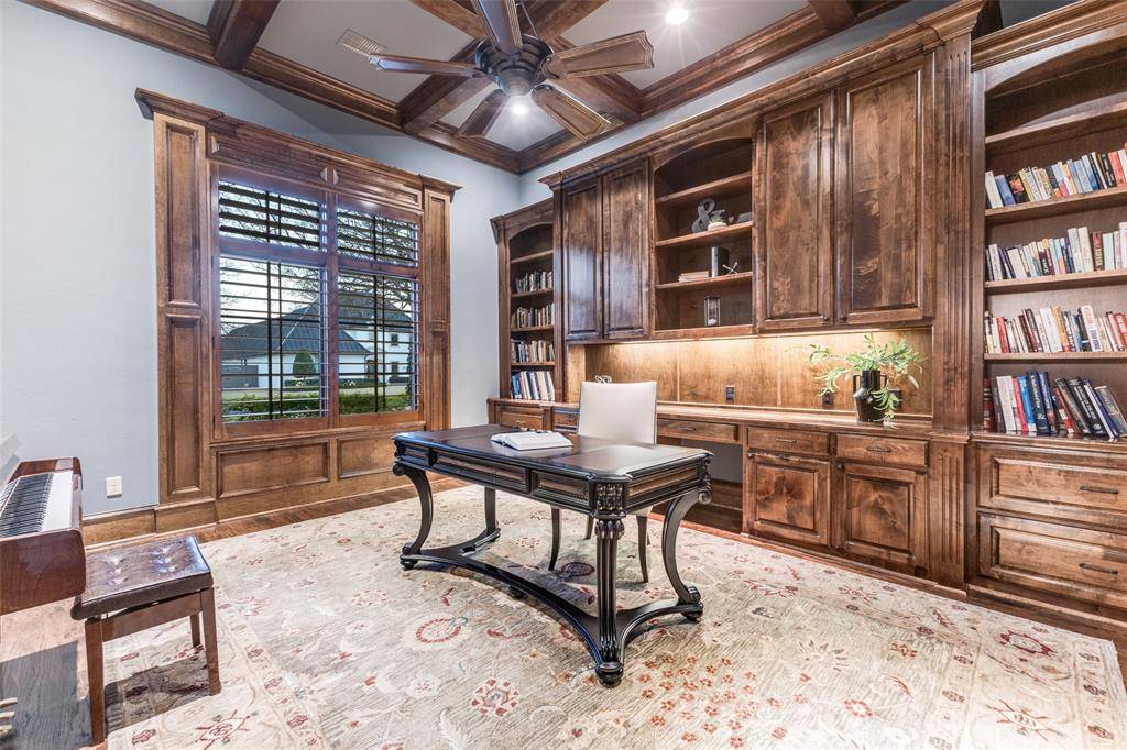 6031 Azalea Lane, Dallas, TX 75230