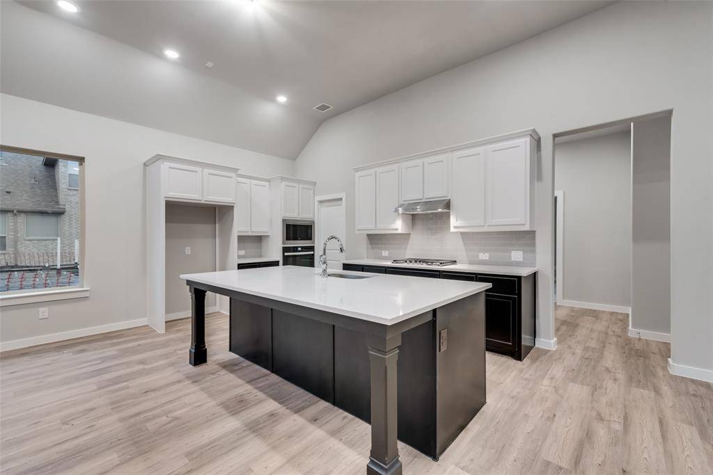 527 Embargo Drive, Fate, TX 75189