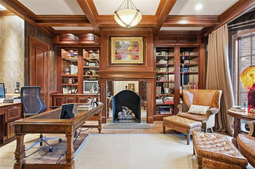 6230 Woodland Drive, Dallas, TX 75225