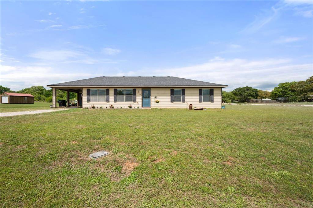 106 Toowoomba Lane, Weatherford, TX 76085