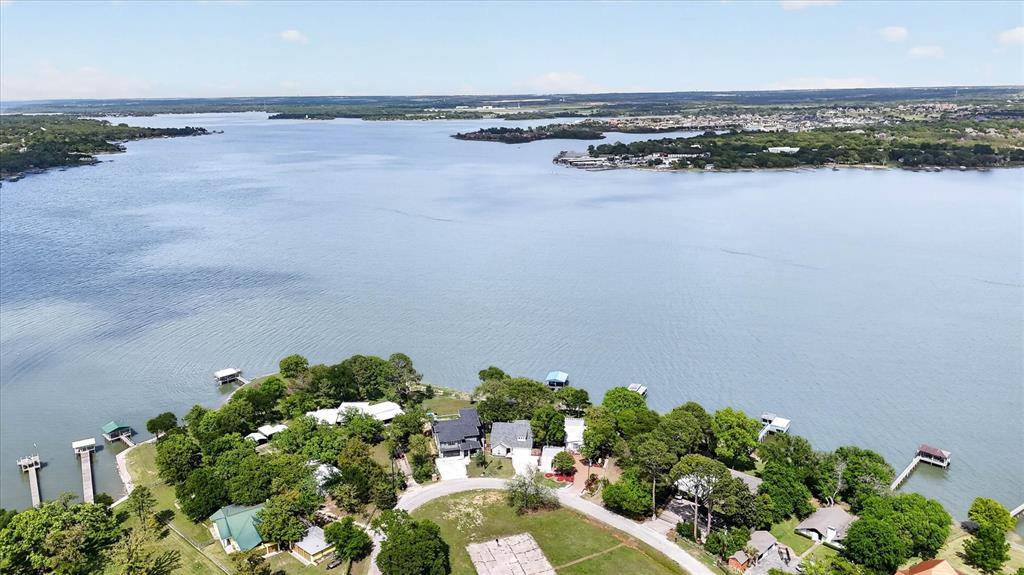 11740 East Court, Azle, TX 76020