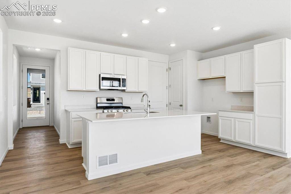 866 Lux PT, Colorado Springs, CO 80915