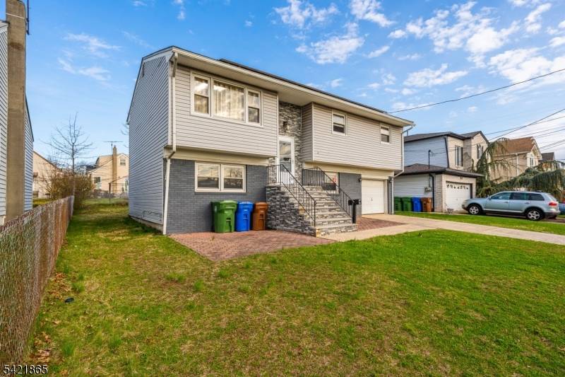 1019 Essex Ave, Linden City, NJ 07036