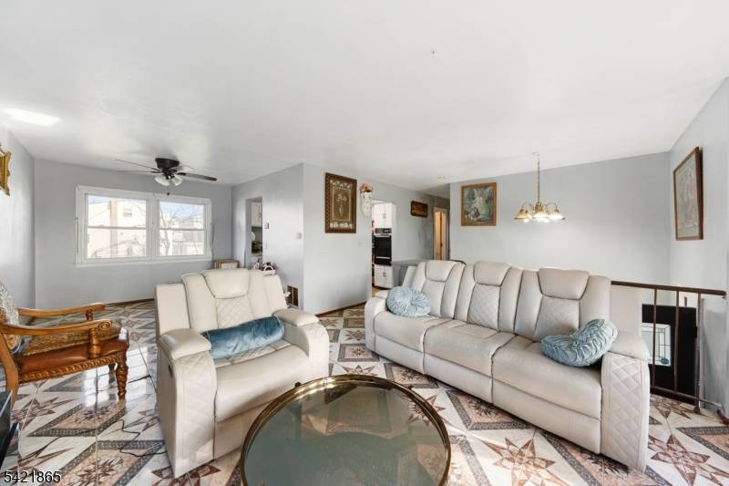 1019 Essex Ave, Linden City, NJ 07036