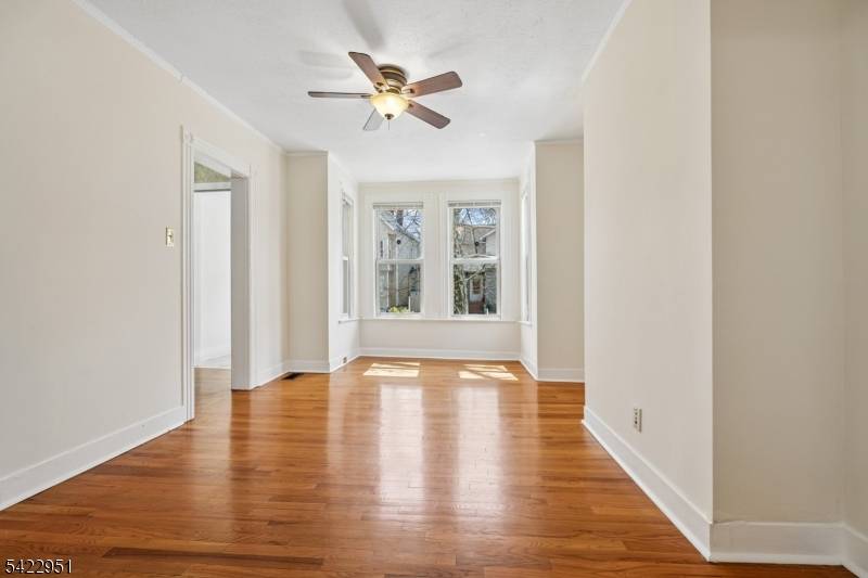 70 9Th Ave, East Orange City, NJ 07018