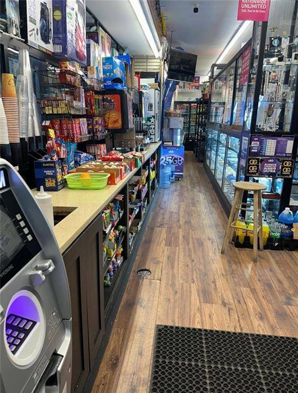 57 Main ST, Hempstead, NY 11550