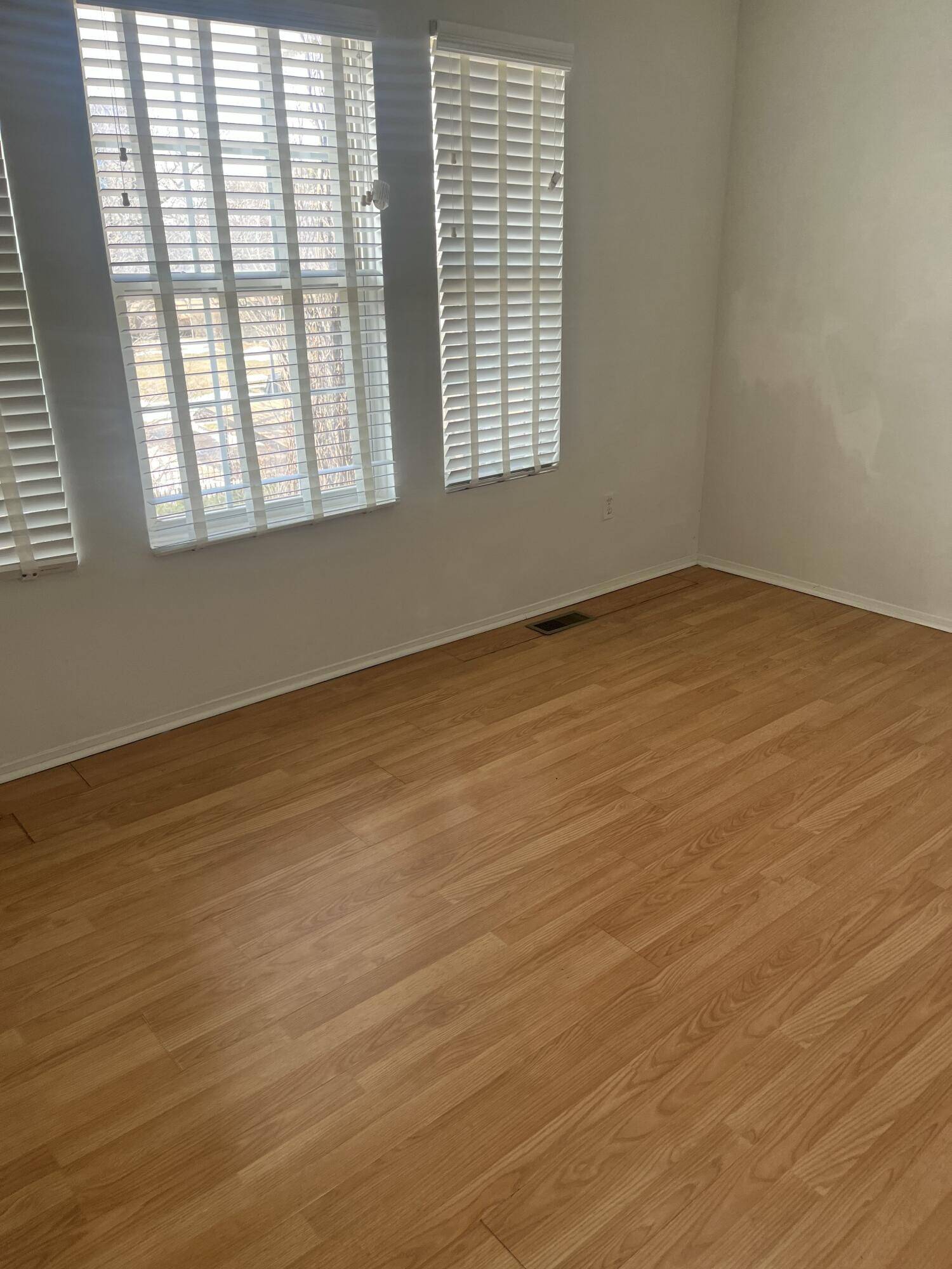 23364 Cornerstone Village DR, Southfield City, MI 48075