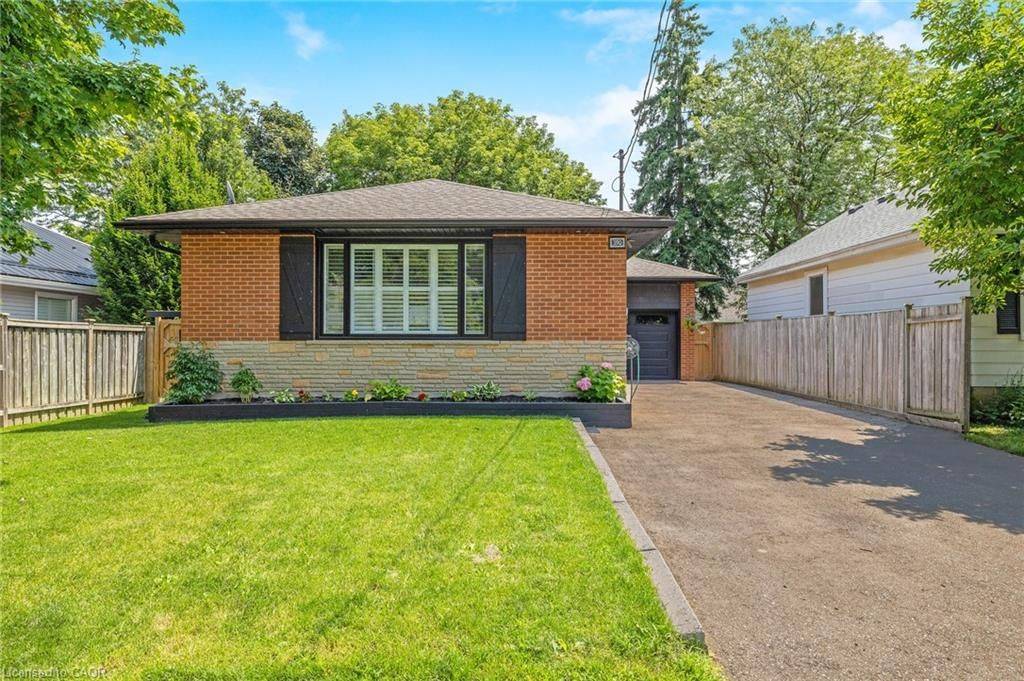 390 Woodward AVE, Milton, ON L9T 1V4