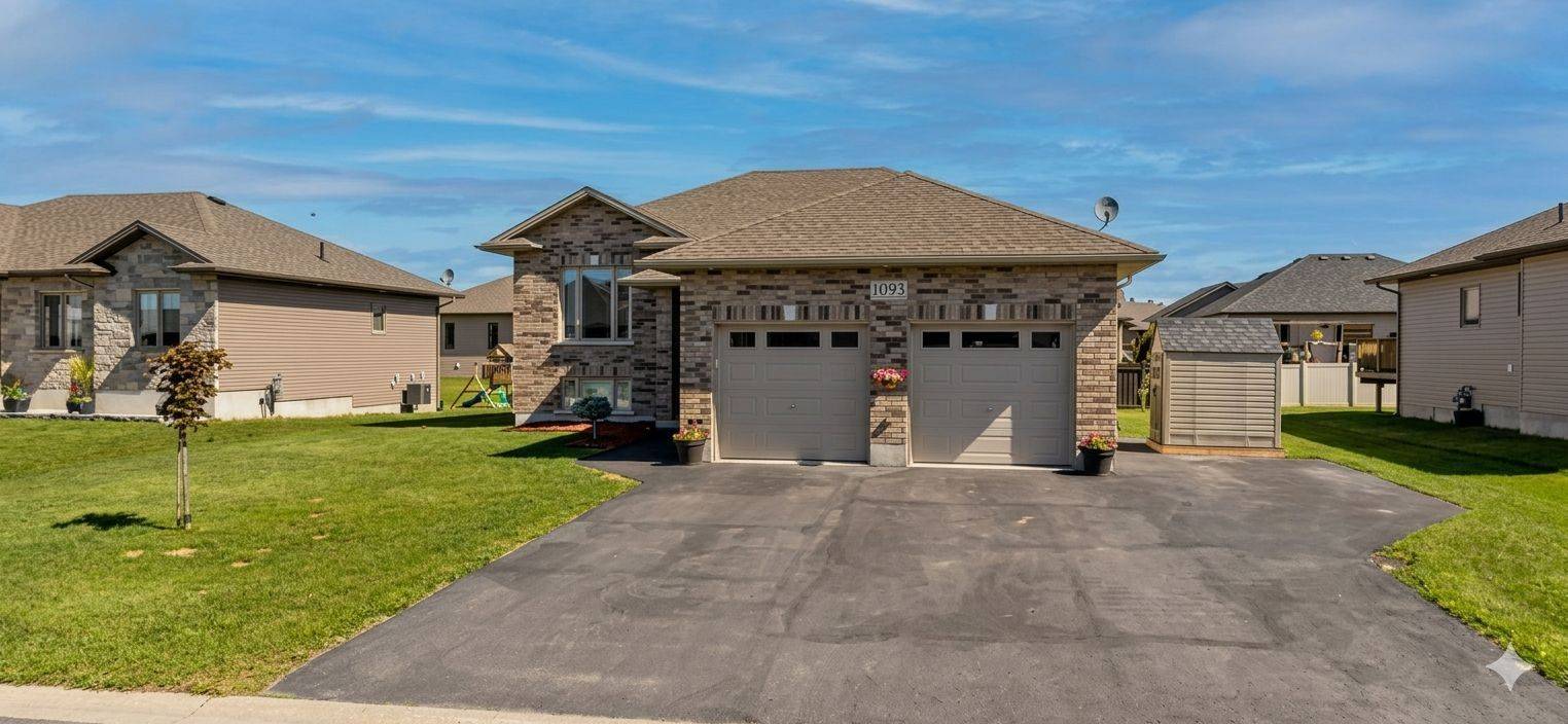 1093 Cloverdale CT, Greater Sudbury, ON P0M 1E0