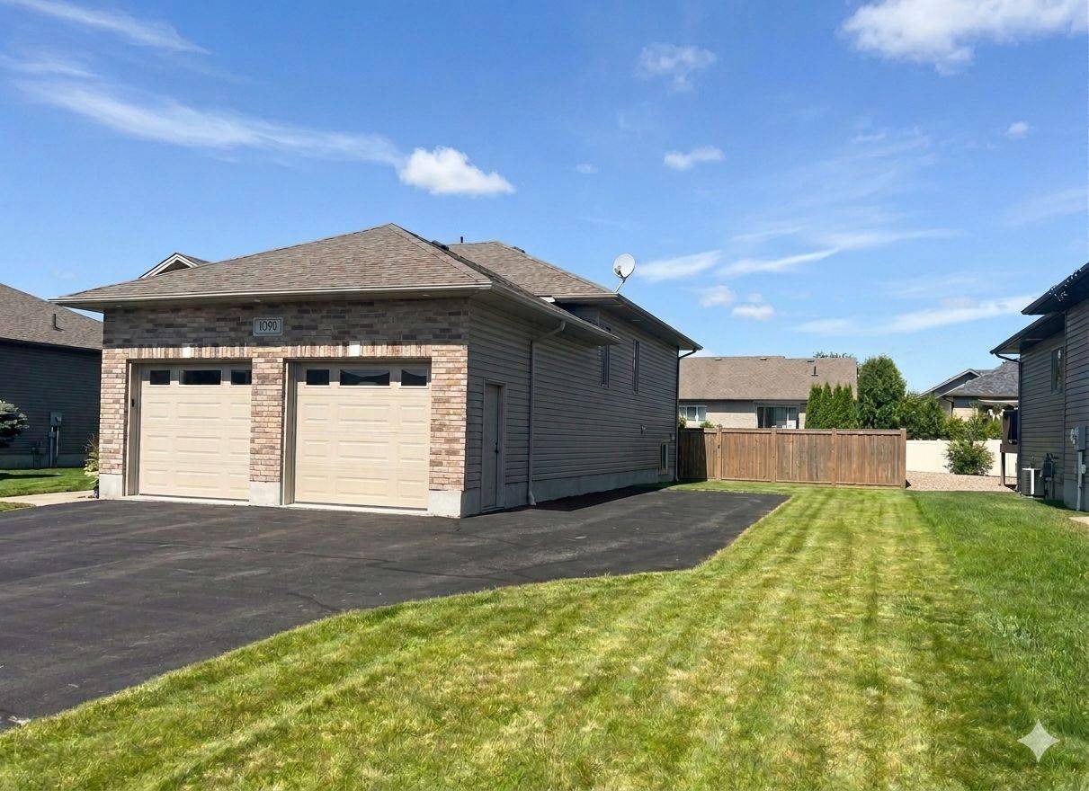 1093 Cloverdale CT, Greater Sudbury, ON P0M 1E0