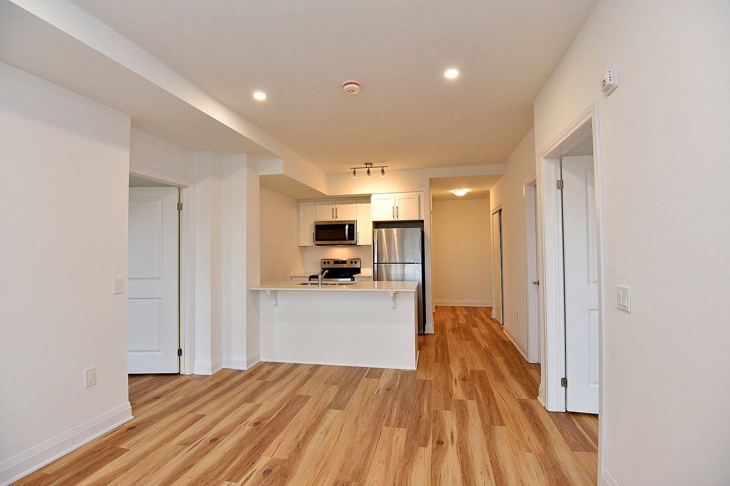 1936 Rymal RD #211, Hamilton, ON L0R 1P0