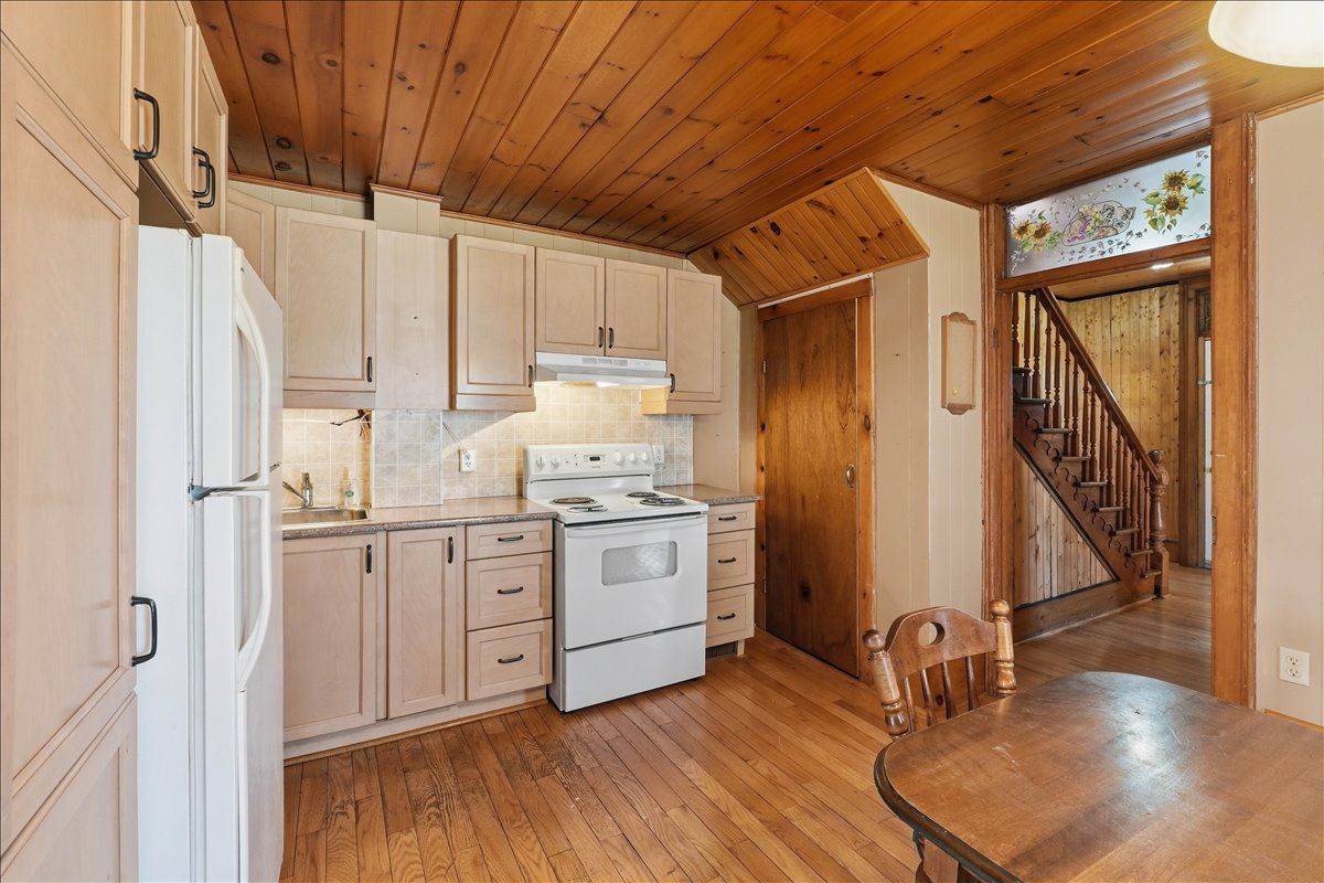 211 Colborne ST, Tweed, ON K0K 3J0