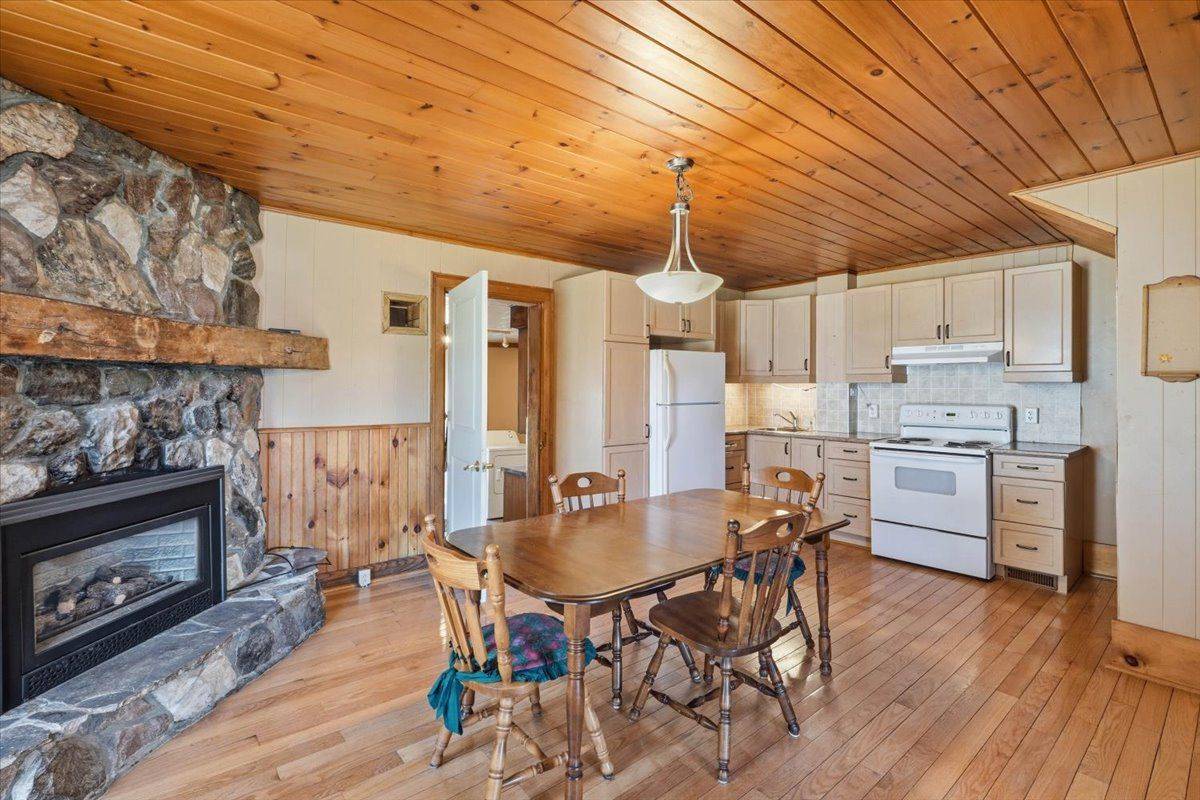 211 Colborne ST, Tweed, ON K0K 3J0