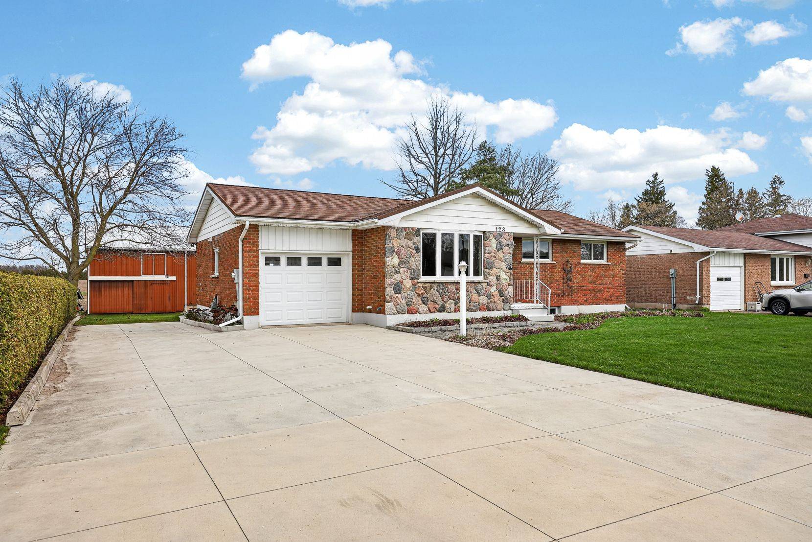 128 Loveys ST E, East Zorra-tavistock, ON N0J 1L0