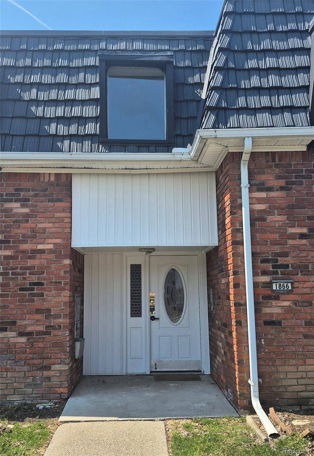 1866 Colonial Village WAY #1, Waterford Charter Township, MI 48328