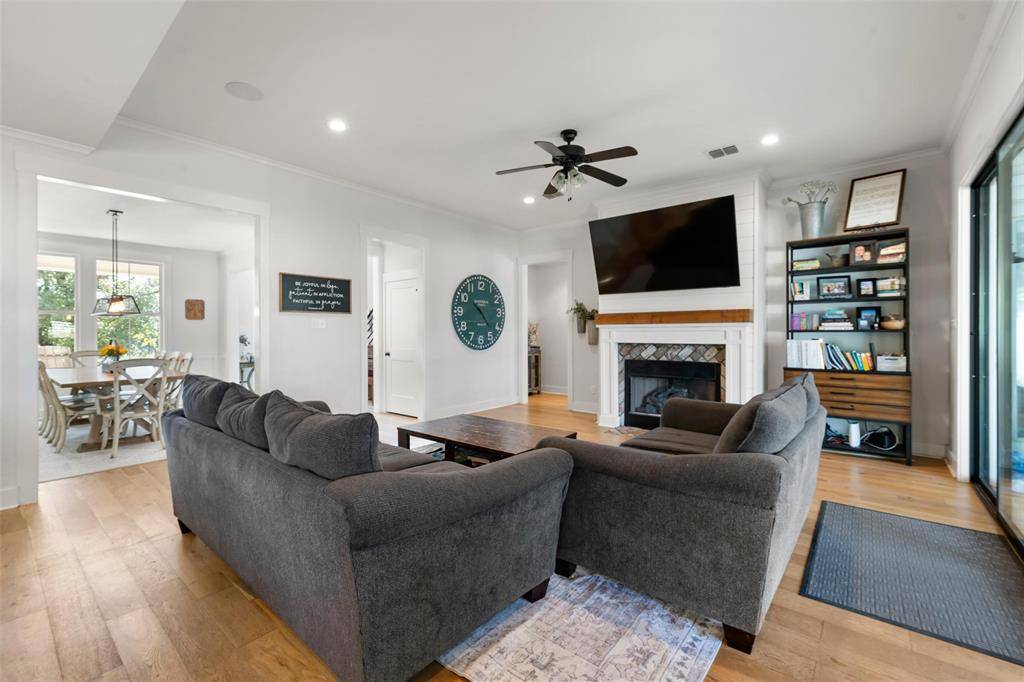 2005 Austin Hines Drive, China Spring, TX 76633