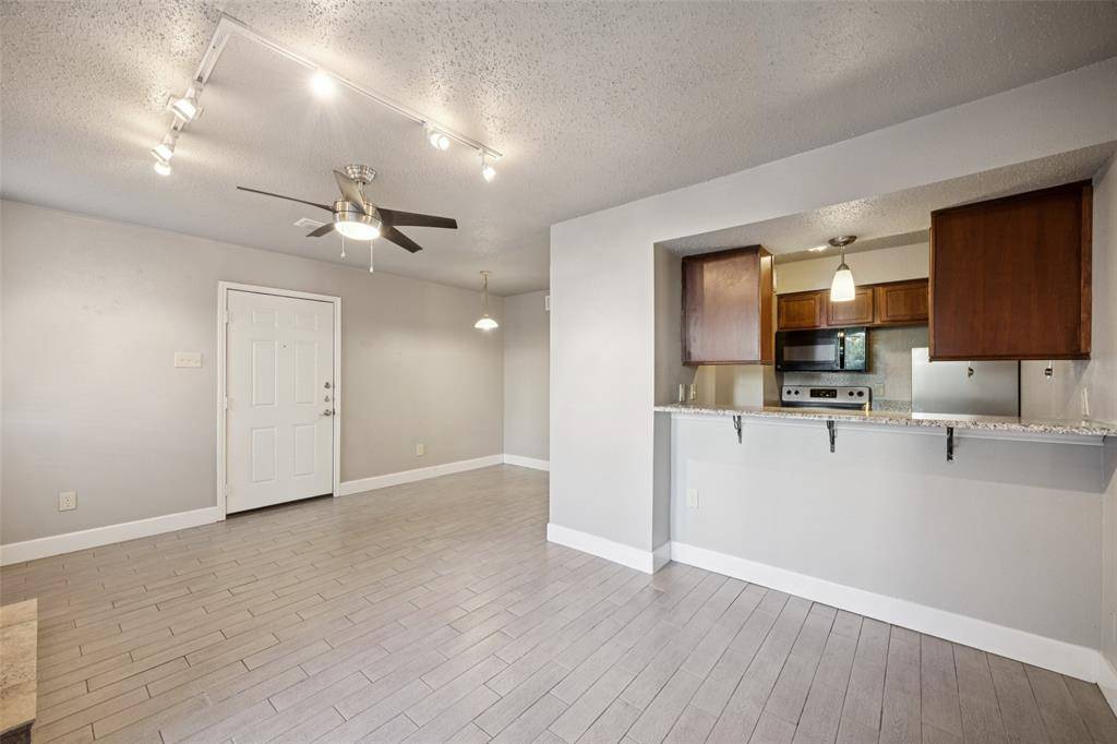 1503 N Garrett Avenue #111, Dallas, TX 75206