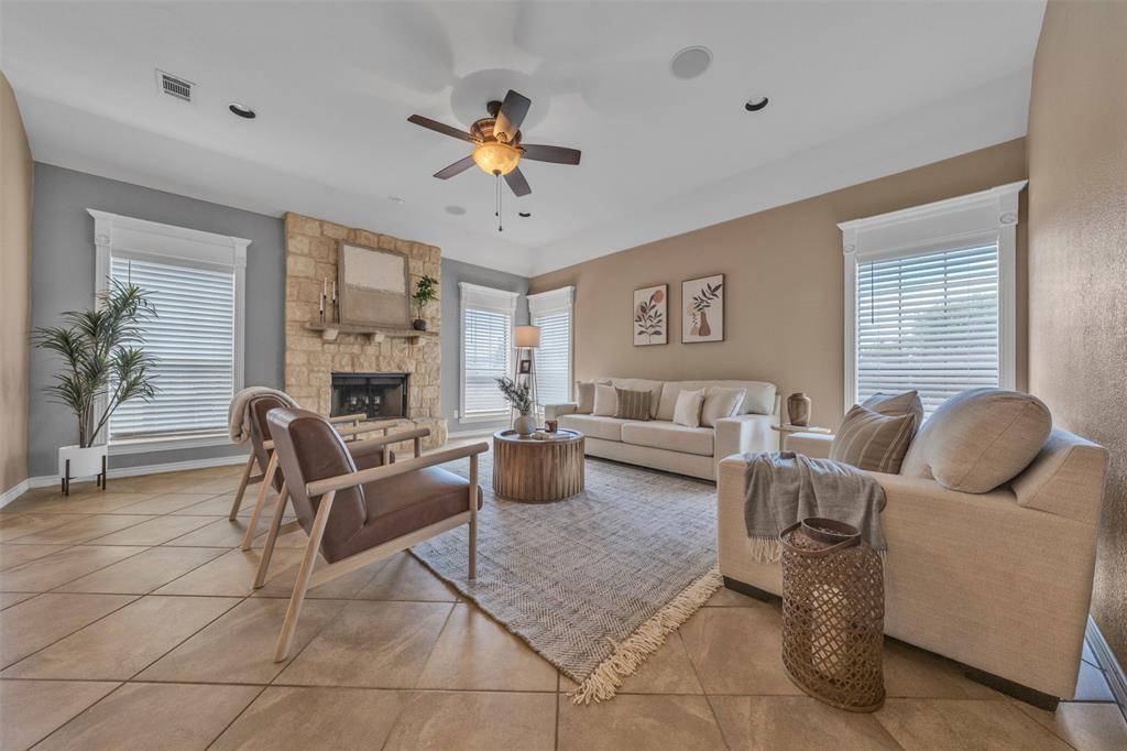 2168 Liriope Lane, Waxahachie, TX 75165